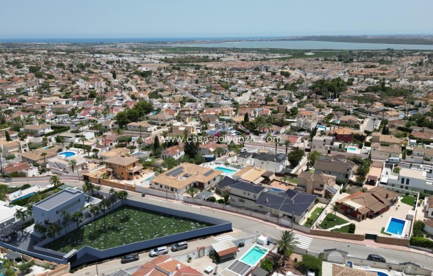 Nouvelle construction - Villa - Ciudad Quesada