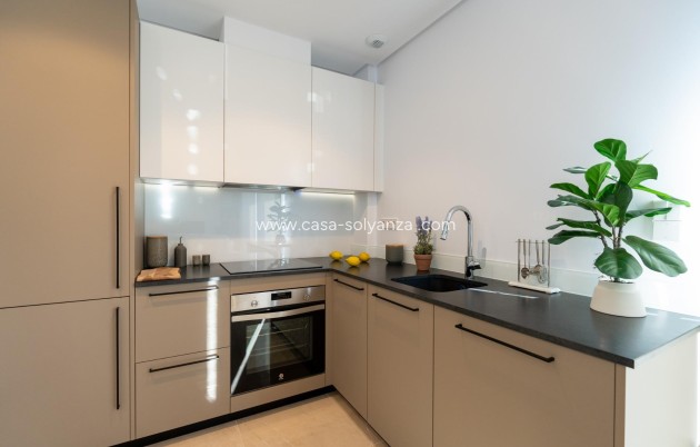 Neue Gebäude - Quad - Gran alacant