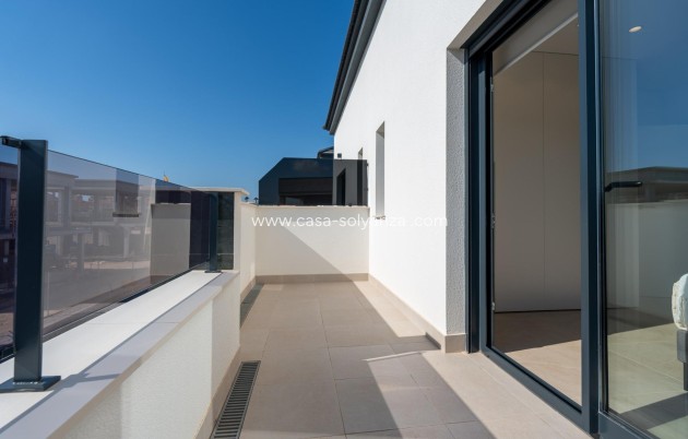 Neue Gebäude - Quad - Gran alacant