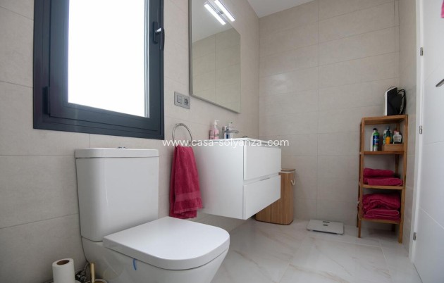 Resale - Villa - Pinar de Campoverde - LOS ROMEROS