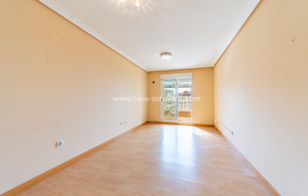 Revente - Appartement - Torrevieja - Puerto