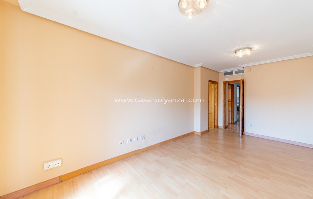 Revente - Appartement - Torrevieja - Puerto