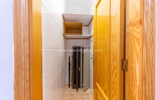 Revente - Appartement - Torrevieja - Puerto