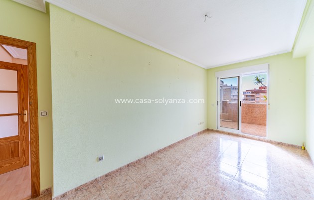 Revente - Appartement - Torrevieja - Puerto