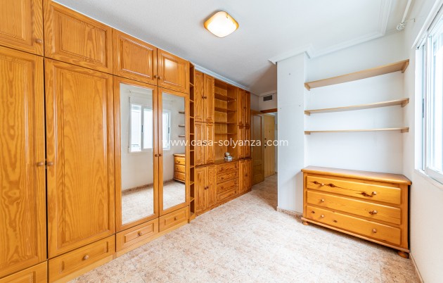 Revente - Appartement - Torrevieja - Puerto