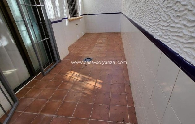 Revente - Maison de ville - San Miguel de Salinas - Ciudad de las comunicaciones