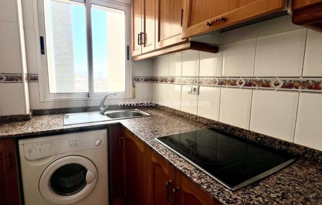 Herverkoop - Appartement / flat - Torrevieja - Playa de los Locos