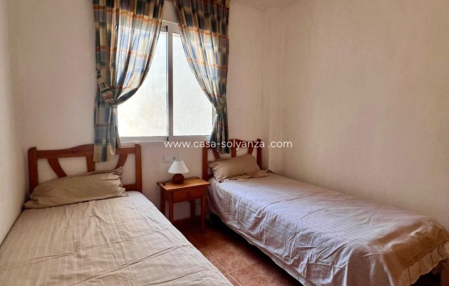 Herverkoop - Appartement / flat - Torrevieja - Playa de los Locos