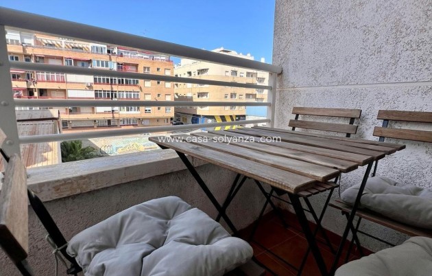 Herverkoop - Appartement / flat - Torrevieja - Playa de los Locos