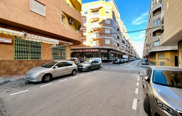 Revente - Commercial - Torrevieja - Costa Blanca
