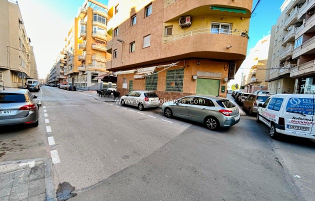 Revente - Commercial - Torrevieja - Costa Blanca