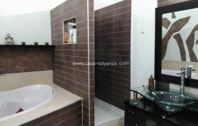 Revente - Villa - La Matanza - Inland