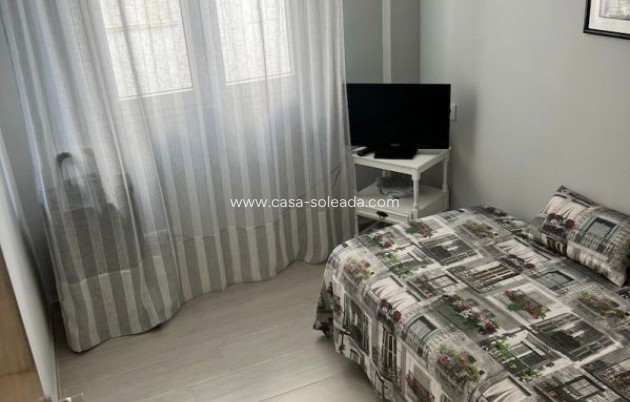 Herverkoop - Appartement / flat - Torrevieja - Playa del Cura