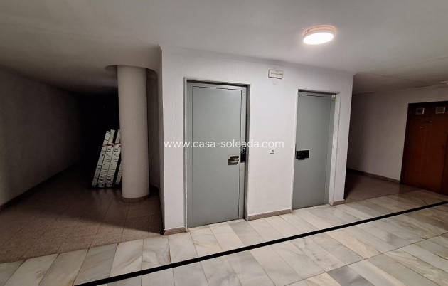 Revente - Appartement - Torrevieja - Acequion