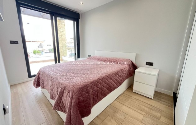 Revente - Villa - Punta Prima - Costa Blanca