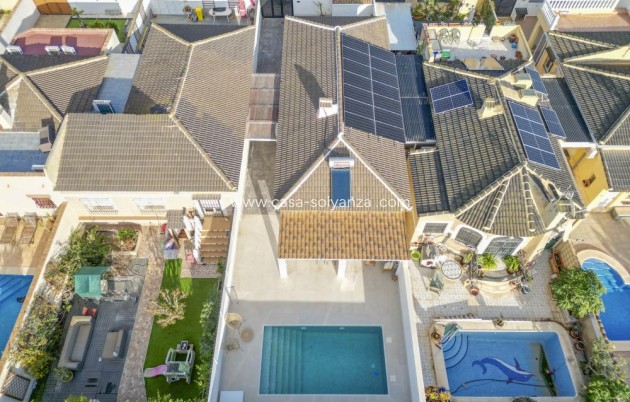 Herverkoop - Villa - Torrevieja