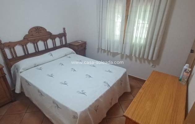Resale - Bungalow - Torrevieja - Costa Blanca