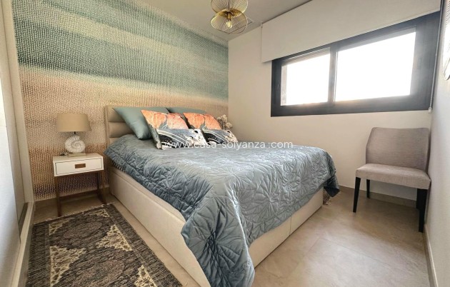 Herverkoop - Appartement / flat - Benidorm - Playa de Poniente