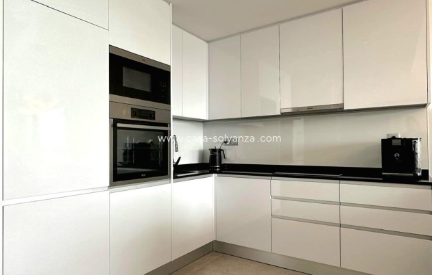 Herverkoop - Appartement / flat - Benidorm - Playa de Poniente