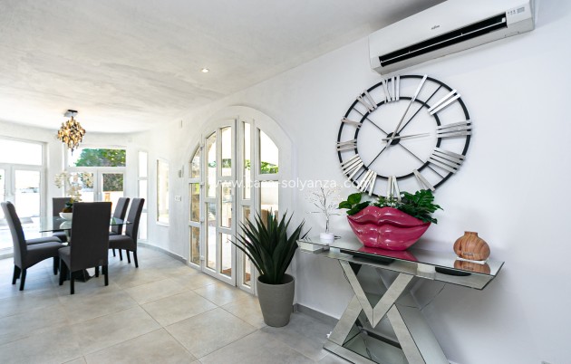 Revente - Villa - Campoamor - Lomas de Don Juan