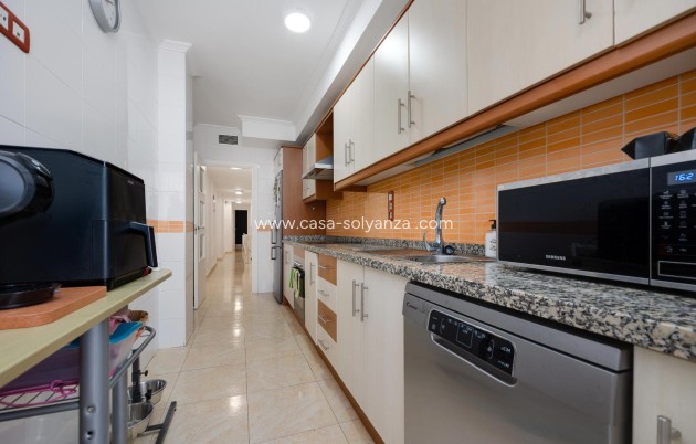 Revente - Appartement - Torrevieja - Centro - Muelle Pesquero