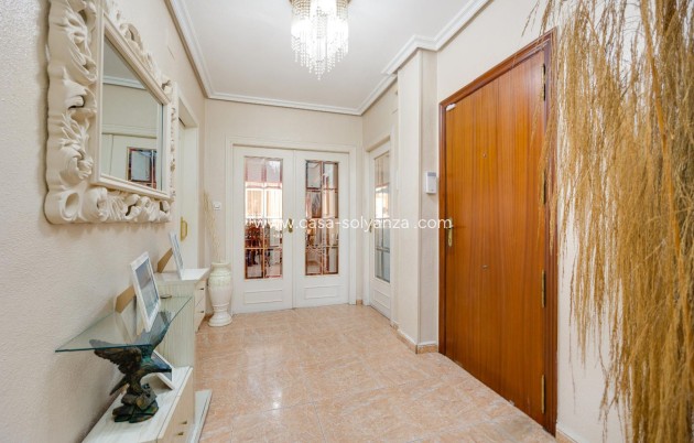 Revente - Appartement - Torrevieja - Centro - Muelle Pesquero