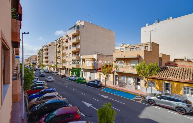 Revente - Appartement - Torrevieja - Centro - Muelle Pesquero