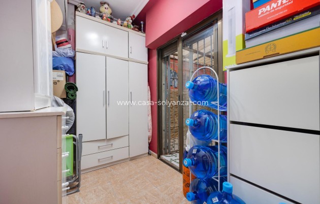 Revente - Appartement - Torrevieja - Centro - Muelle Pesquero