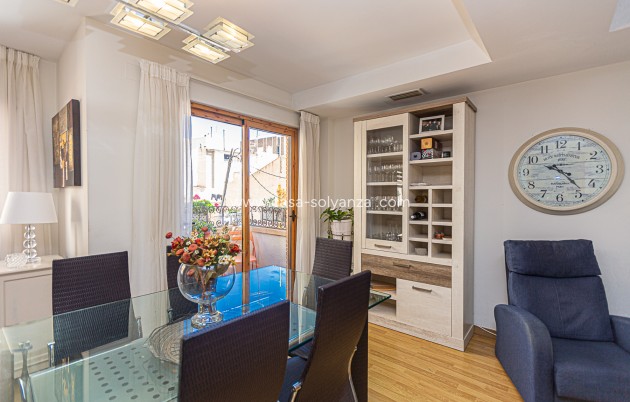 Reventa - Apartamento / piso - Torrevieja