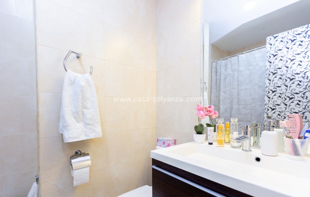 Reventa - Apartamento / piso - Torrevieja