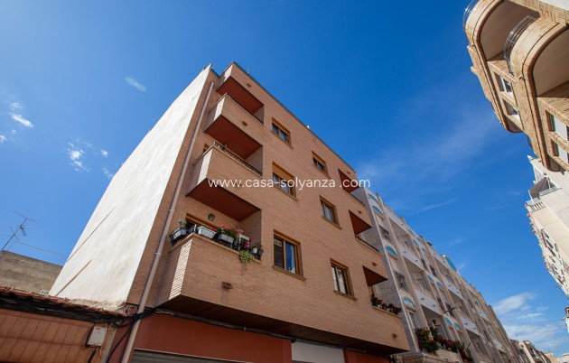 Reventa - Apartamento / piso - Torrevieja