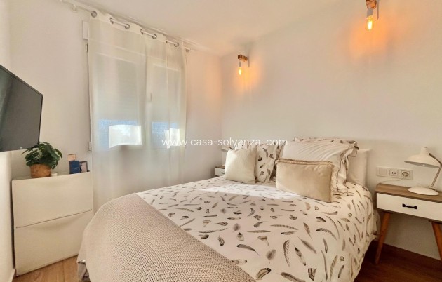 Resale - Apartment / flat - Torrevieja - Calas Blanca
