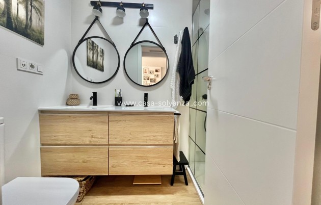 Resale - Apartment / flat - Torrevieja - Calas Blanca