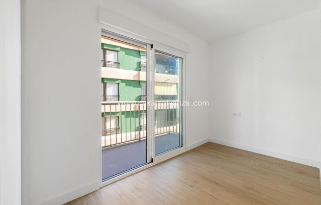 Wiederverkauf - Wohnung - Torrevieja - Playa del Cura