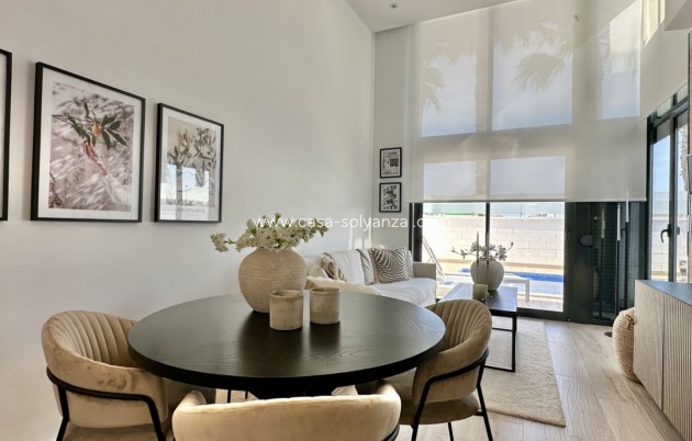 Revente - Villa - Orihuela Costa - Lomas de Cabo Roig