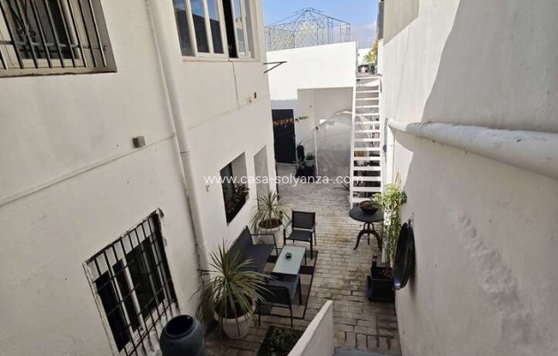 Revente - Maison de ville - Pinoso