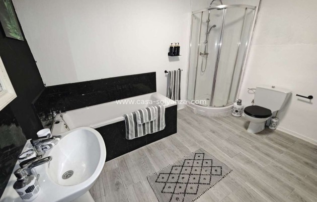 Revente - Maison de ville - Pinoso