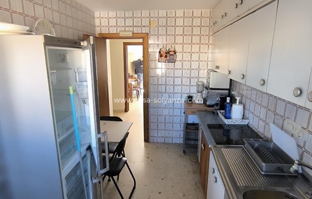 Resale - Apartment / flat - Torrevieja - Las Piscinas Naturales
