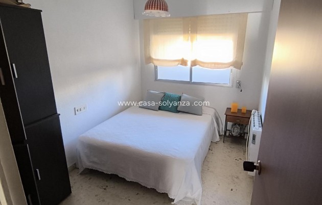 Resale - Apartment / flat - Torrevieja - Las Piscinas Naturales