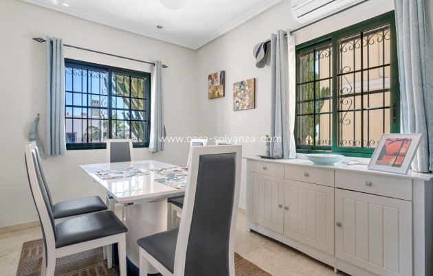 Revente - Villa - Orihuela Costa - Costa Blanca