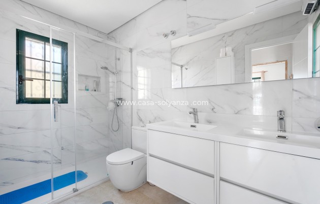 Revente - Villa - Orihuela Costa - Costa Blanca