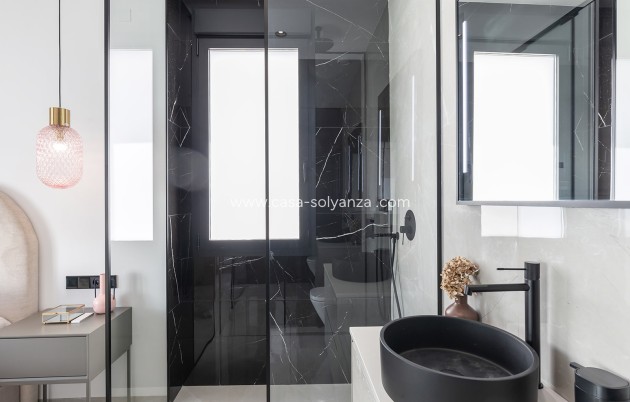 Revente - Villa - El Chaparral - Inland