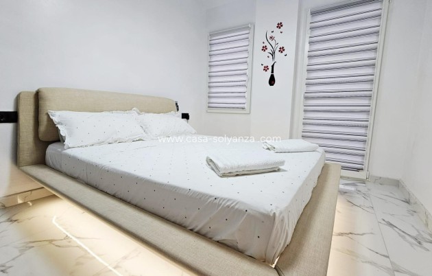 Revente - Appartement - Torrevieja - Acequion