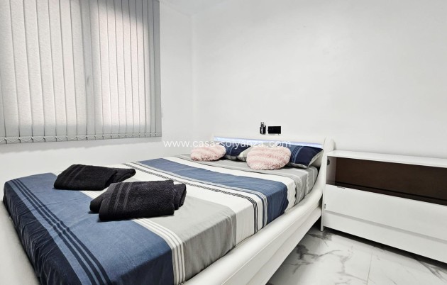 Revente - Appartement - Torrevieja - Acequion