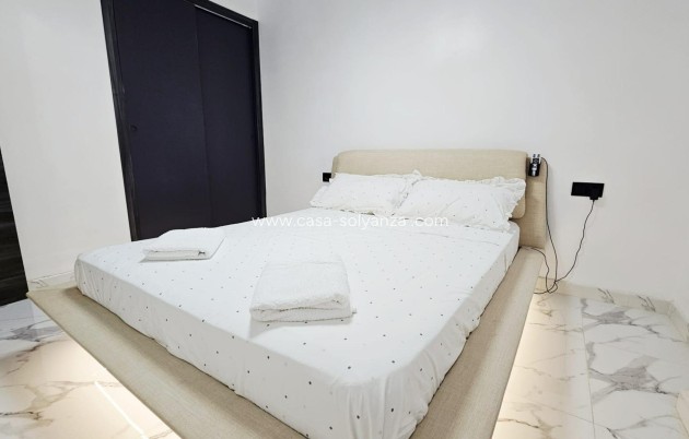 Revente - Appartement - Torrevieja - Acequion