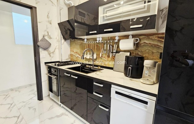 Revente - Appartement - Torrevieja - Acequion