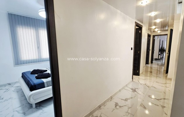 Revente - Appartement - Torrevieja - Acequion