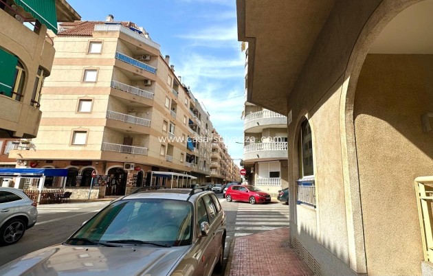 Revente - Appartement - Torrevieja - Acequion