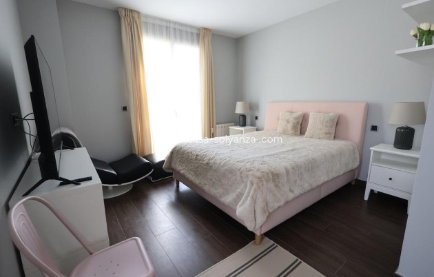 Resale - Villa - Cabo Roig - Costa Blanca