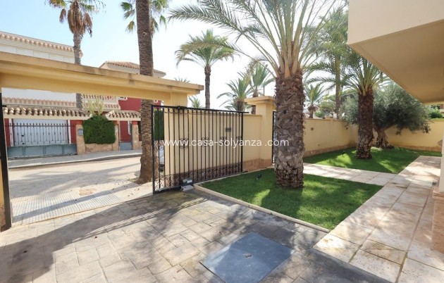 Resale - Villa - Cabo Roig - Costa Blanca